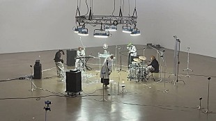 「Kroi、新曲「Method」、iphone40台を使ったMVのBehind The Scenesを公開」