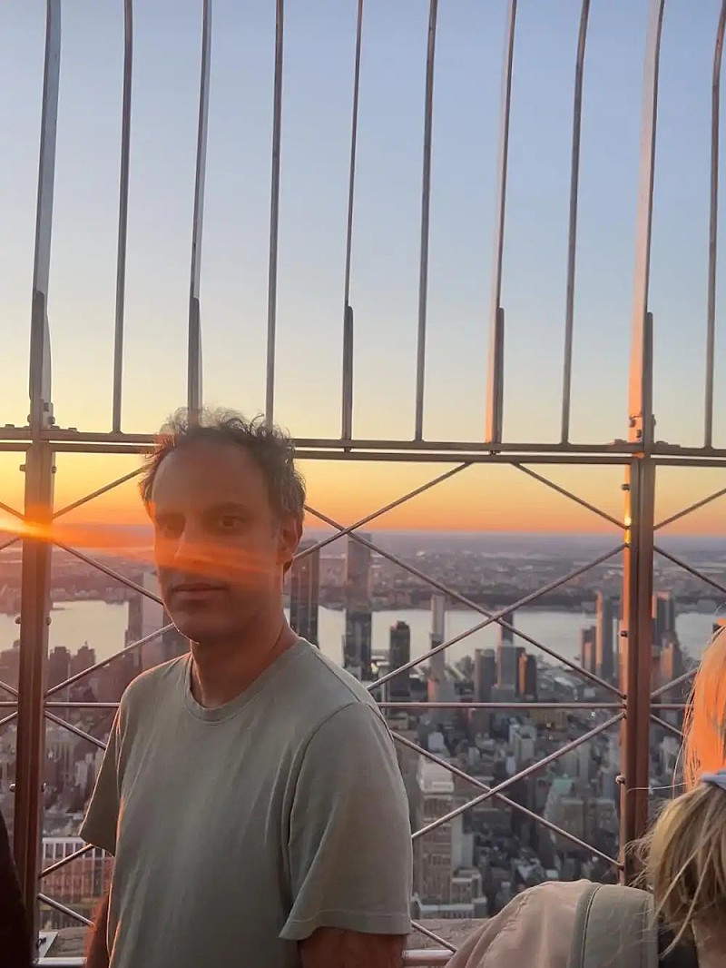 フォー・テット、フジロックでも披露した「Into Dust (Still Falling)」限定12インチ発売