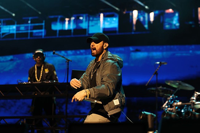 「エミネム、アダム・サンドラー最新映画カメオ出演シーンの未公開映像を共有」1枚目/1