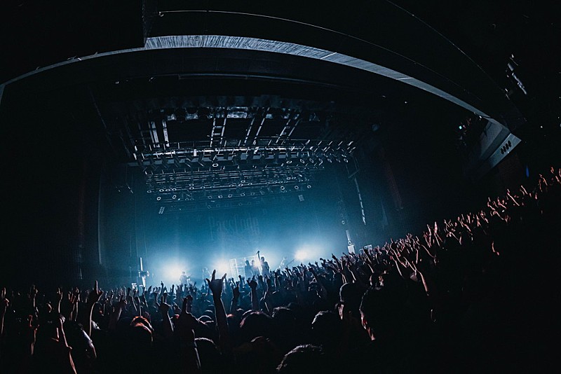 PassCode、最新アルバム『INSIGNIA』を引っ提げたツアー完走