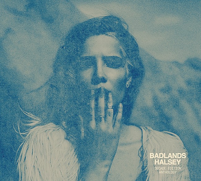 「ホールジー、デビュー作『バッドランズ』10周年記念アルバムのリリース決定」1枚目/3