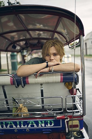 「カイ（超特急）、“カイ島”など全編タイ撮影＆セルフプロデュースの写真集を9月発売」