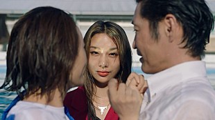 「「奪い愛、真夏」“真夏”松本まりかの水中キスシ－ンに震撼 「悲鳴を上げてしまった」「ホラ－より怖い」」