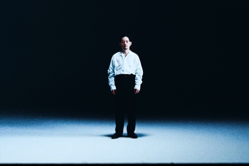 ZORN、新曲「戦争と少女」MV公開