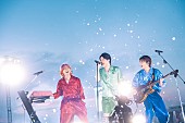 「＜ライブレポート＞Mrs. GREEN APPLE、夢に見てきた光景に感動　計10万人動員した10周年記念ライブに続く次なる舞台は5大ドームツアー」1枚目/15