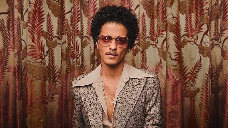 「ブルーノ・マーズ」3枚目/3