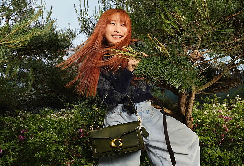 「幾田りら COACH Fall 2025キャンペーン「Revive Your Courage」」4枚目/6