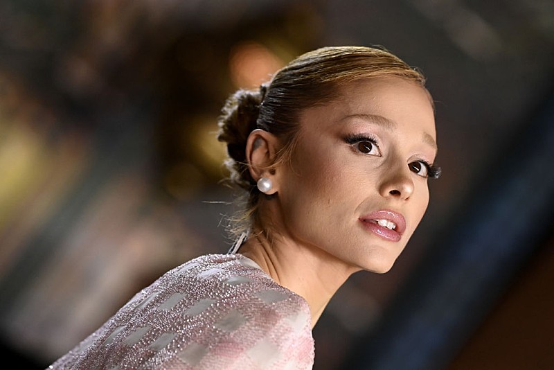 アリアナ・グランデ、自身のツアーのチケット転売に言及「こんなことはおかしい」 