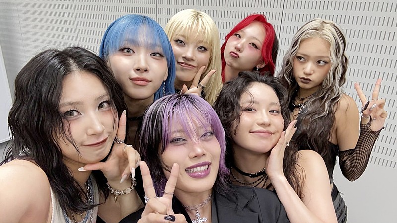 HANA「Blue Jeans」今年度最速でストリーミング累計1億回再生突破　デビュー8か月で3曲突破は史上初