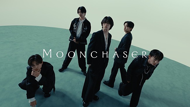 「STARGLOW、プレデビュー曲「Moonchaser」MV公開　デビューショーケース開催＆【BMSG FES'25】出演も決定」1枚目/5