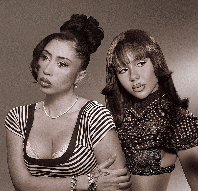 「カリ・ウチス、最新ALのDX版『シンシアリー:P.S.』よりマライア・ザ・サイエンティストとのコラボ解禁」1枚目/1