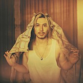 「藤井 風、全曲英語詞の最新AL『Prema』より「I Need U Back」MVプレミア公開へ」1枚目/2