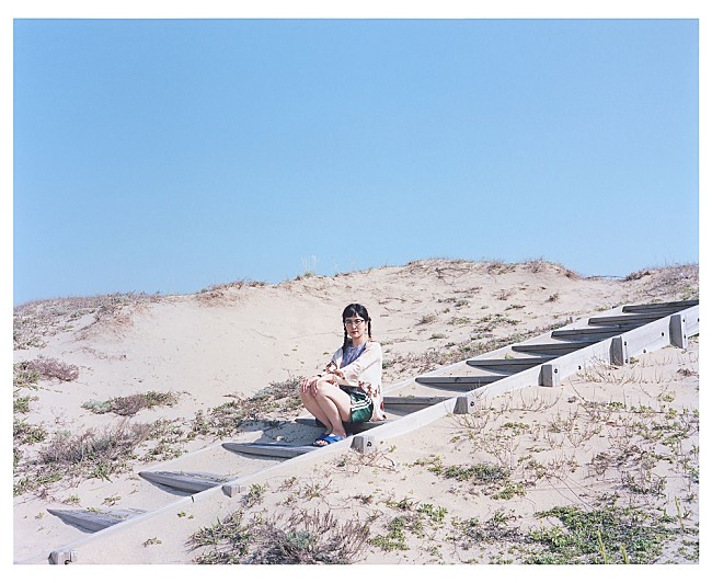 「YeYe、3年ぶりとなるニューアルバム『Horse County』本日リリース　アナログLPのリリースも決定」1枚目/4