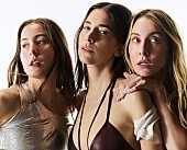 「ハイム『アイ・クイット』DX盤リリース、ボン・イヴェールとのコラボ曲収録」1枚目/2