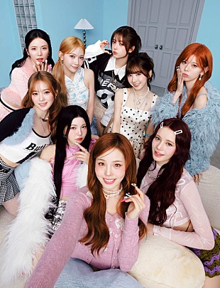 「NiziUの“可愛い”が満載、ニューアルバム『New Emotion』リード曲のMV公開」