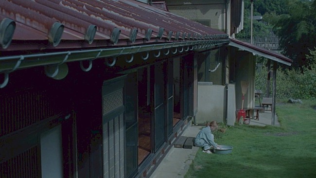 「リーガルリリー、ひたすら洗濯をする「ホームカミング」MV公開」1枚目/3