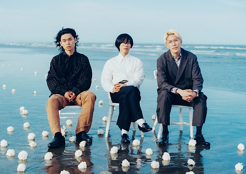 おいしくるメロンパン、新ツアーを2026年1月より開催決定＆代表曲「色水」のライブ映像公開