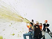 「Lucky Kilimanjaro、デジタルSG「フラワー」リリース＆MV公開」1枚目/5