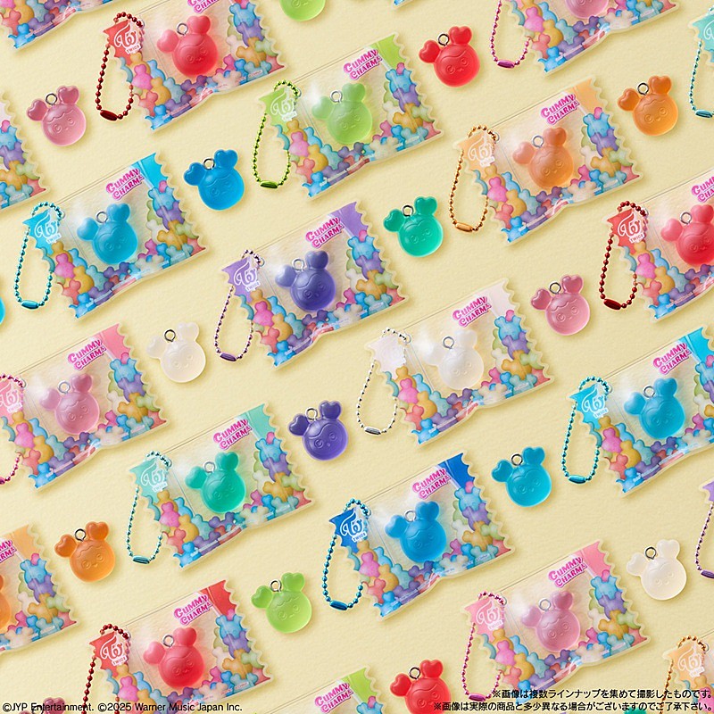 TWICE公式キャラの『TWICE LOVELYS グミ＆チャーム ポーチつき』、コンビニやお菓子売場などで発売へ