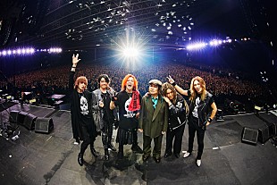 「LUNA SEA、【ルナフェス】のステージに真矢がサプライズ登場　12月に【LUNATIC X&#039;MAS 2025】の開催を発表」