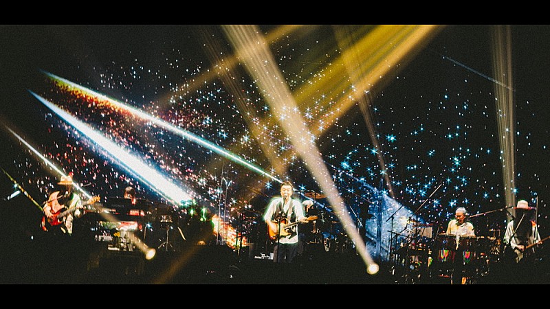 「サザンオールスターズ、“聖地”横浜アリーナで披露した「夢の宇宙旅行」ライブ映像公開」1枚目/2