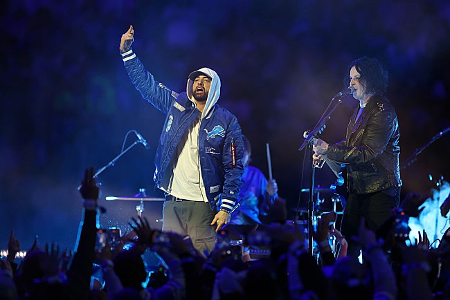 「エミネム＆ジャック・ホワイト、デトロイトの【NFL サンクスギビング・デー・ゲーム】ハーフタイム・ショーで初共演」1枚目/1