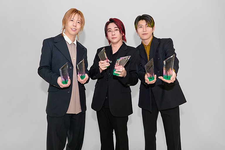 Mrs. GREEN APPLE「【ビルボード 2025年 年間Hot 100】Mrs. GREEN APPLE「ライラック」が首位（コメントあり）」