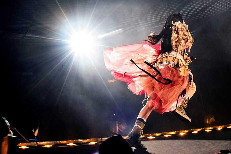 「＜ライブレポート＞aiko、届けるのは「あなた」への真っ直ぐな歌【Love Like Pop vol.24.9】代々木公演2日目」1枚目/9