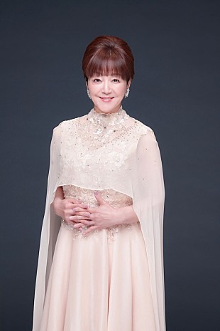 「岩崎宏美、37年ぶりに出演する『紅白歌合戦』歌唱曲は「聖母たちのララバイ」に　エジプト・ピラミッド前で歌唱した過去映像も公開」