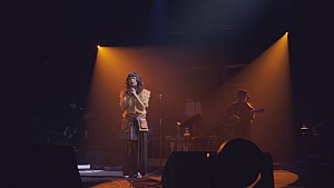 Superfly「Superfly、Mrs. GREEN APPLE「僕のこと」カバーのライブ映像を公開」