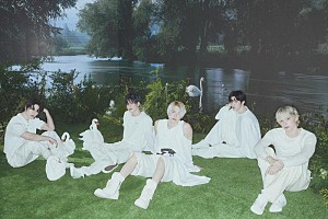 TOMORROW X TOGETHER「TOMORROW X TOGETHER、「SSS (Sending Secret Signals) (feat. HYDE)」配信リリース決定」