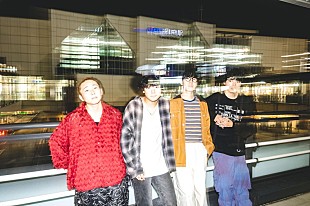 「kobore、魔法のように華やかでカラフルな世界へ導く「Magic」MV公開」