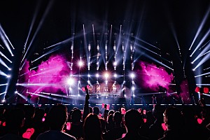 BLACKPINK「BLACKPINK、東京ドーム3daysで16.5万人動員＆全国4大タワーを同時ライトアップ」