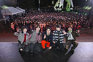 STARGLOW「STARGLOW、デビューシングル『Star Wish』リリース記念イベントで堂々パフォーマンス」