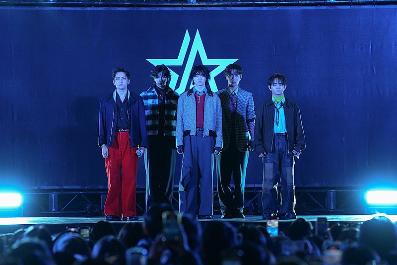 「STARGLOW デビューシングル『Star Wish』リリース記念イベント」3枚目/11