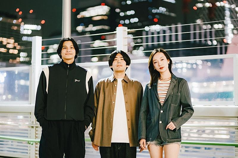 「STUTS／ジュリア・ウー／プム・ヴィプリット、コラボ楽曲「Night Drive」リリース＆MV公開」1枚目/2