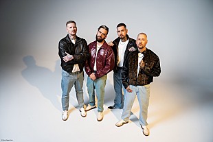 「エレクトリック・コールボーイによる別バンド＝サムライ・ピザ・キャッツ、ウィットに富んだニューAL発売決定」