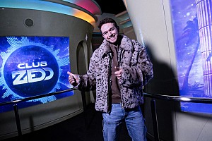 ゼッド「ゼッド緊急来日、USJで監修“新音楽体験”ライドを先行体験「夢が叶った気分」」