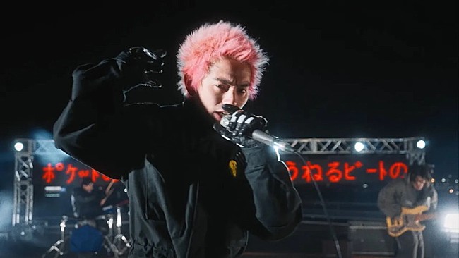 「SATOH、新曲「新時代」MVを渋谷スクランブル交差点やヘリポートで撮影」1枚目/3