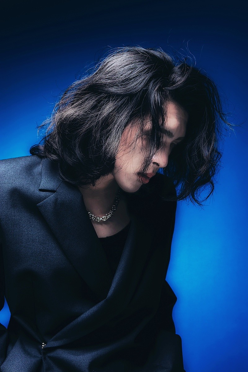 「Luciela、新曲MVで初の顔出し　6月に渋谷WWWで初ライブ開催決定」1枚目/4