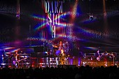 「シドの“ダークサイド”を表現したツアー【SID TOUR 2025 ～Dark side～】BD＆DVDが発売決定」1枚目/2