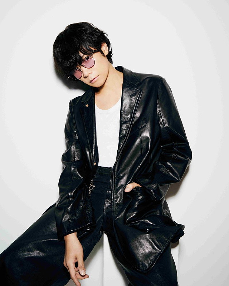 「[Alexandros]川上洋平×金子眼鏡がコラボ、2色展開のオリジナルサングラスが登場」1枚目/7