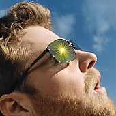 「アレックス・ウォーレン、新章を告げるキャッチ―な「FEVER DREAM」公開」1枚目/2