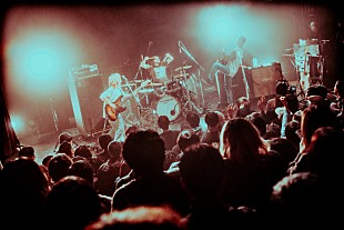 「＜ライブレポート＞Nikoん　混沌と迸りの境界線で響き続けた【アウトストアで47 -東京FINAL-】」