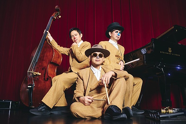 「H ZETTRIO、ニューAL『QUESTUNE』発売決定＆収録曲「Mangalitza」MV公開へ　ライブ会場で先行販売も」1枚目/3