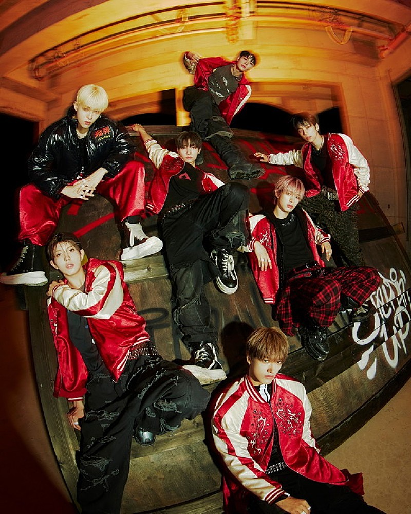 「NEXZ、初のアリーナツアーへ」1枚目/2