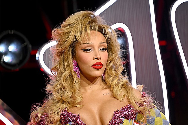 「ドージャ・キャット、境界性パーソナリティ障害と向き合っていると告白」1枚目/1