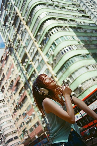 「adieu（上白石萌歌）のEP『adieu 5』、Jeremy Quartus（Nulbarich）／luvisら参加」