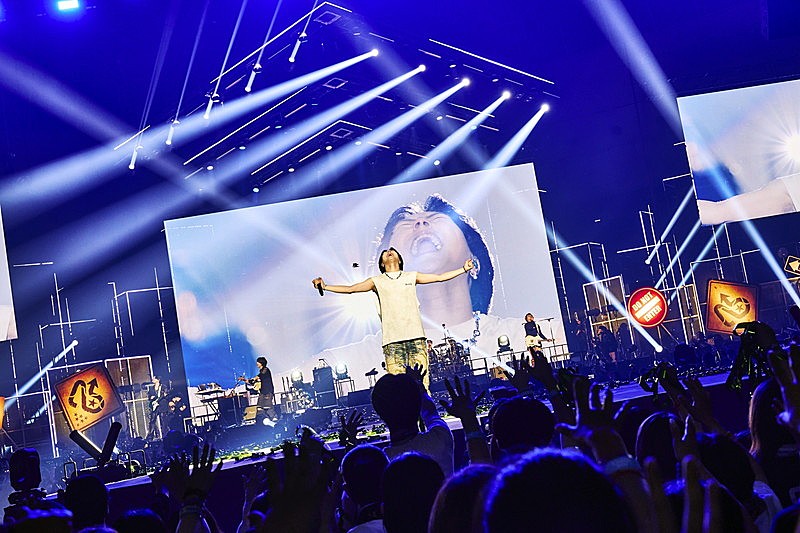 「Novelbright、アリーナツアーより「カノープス」ライブ映像を公開」1枚目/7