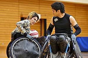 「 日曜劇場「GIFT」「“車いすラグビ-版スラムダンク”と言ってもいいと思う」「一番星=涼(山田裕貴)と褐色矮星=圭二郎(本田響矢)の出会いと対決に見入った」」